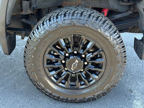 Used 2022 Chevrolet Silverado 3500 W/T AWD/4WD image 24