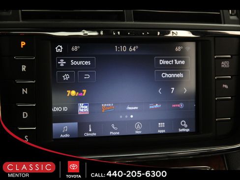 Used 2020 Lincoln Continental AWD w/ Premium Package image 11