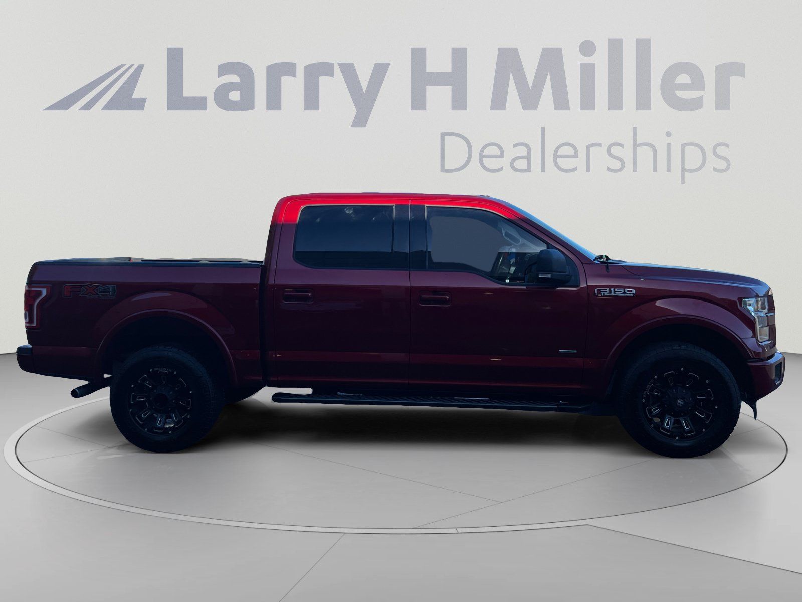 Used 2017 Ford F150 XLT w/ Equipment Group 302A Luxury AWD/4WD image 6