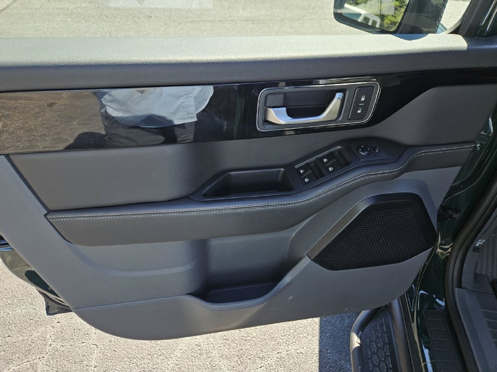 Used 2024 INEOS Grenadier Station Wagon AWD/4WD image 14