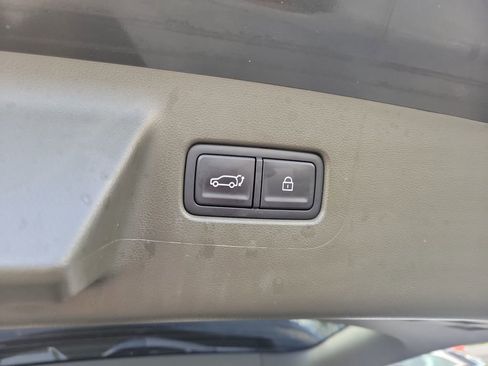 Used 2025 Hyundai Santa Fe Calligraphy FWD image 40
