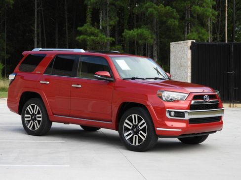 Used 2019 Toyota 4Runner Limited RWD image 38