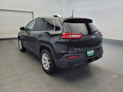 Used 2016 Jeep Cherokee Latitude image 5