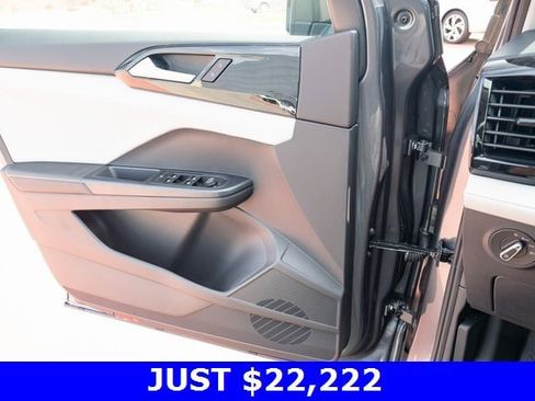 New 2025 Volkswagen Taos S image 25