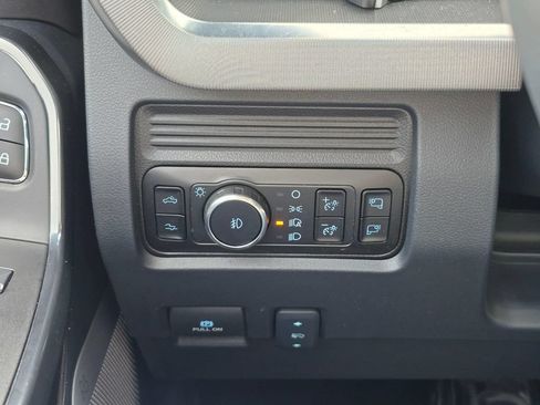 Used 2025 Ford F350 Platinum AWD/4WD image 31