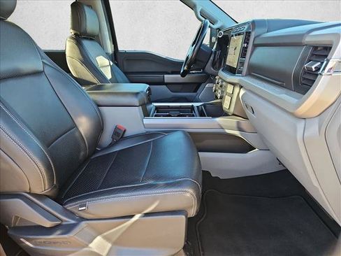 Used 2024 Ford F250 XLT w/ XLT Premium Package AWD/4WD image 21