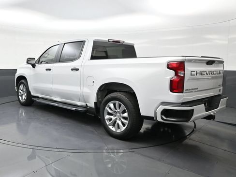 Used 2021 Chevrolet Silverado 1500 Custom w/ Custom Max Trailering Package AWD/4WD image 3