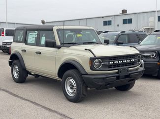 New 2025 Ford Bronco 4-Door video 2