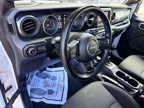 Used 2021 Jeep Wrangler Unlimited Sport image 10