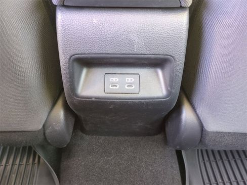 Used 2023 Toyota Corolla LE image 17