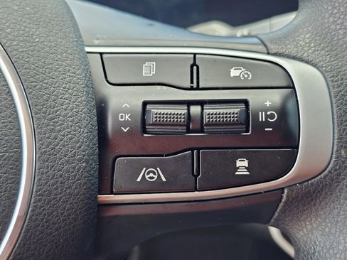 New 2025 Kia K5 LXS image 19