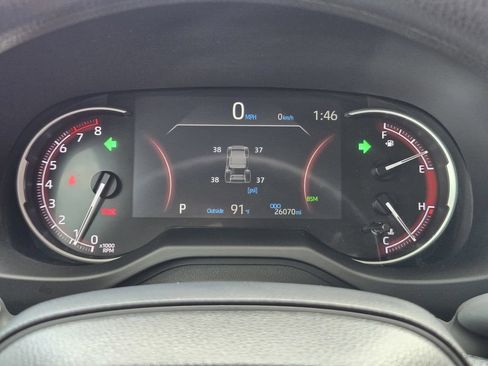 Used 2024 Toyota RAV4 LE FWD image 10