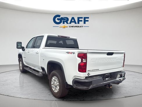 Used 2024 Chevrolet Silverado 2500 LT w/ Convenience Package AWD/4WD image 5