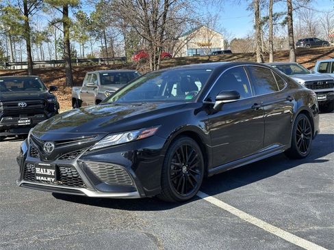 Used 2021 Toyota Camry XSE w/ Navigation Package image 23