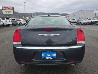 Used 2019 Chrysler 300 Touring w/ Driver Convenience Group