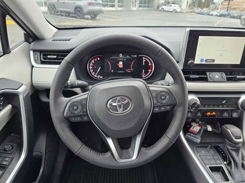 Certified 2025 Toyota RAV4 XLE Premium image 22