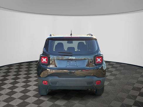 Used 2023 Jeep Renegade Latitude w/ Premium Group AWD/4WD image 6