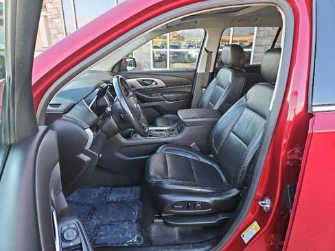 Used 2018 Chevrolet Traverse LT image 10