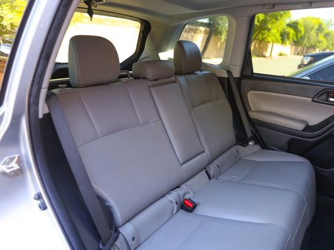 Used 2017 Subaru Forester 2.5i Limited w/ Popular Package #2 image 36