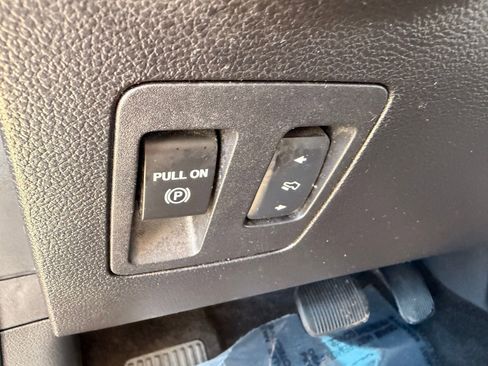 Used 2018 Ford F150 Platinum w/ Equipment Group 701A Luxury AWD/4WD image 23