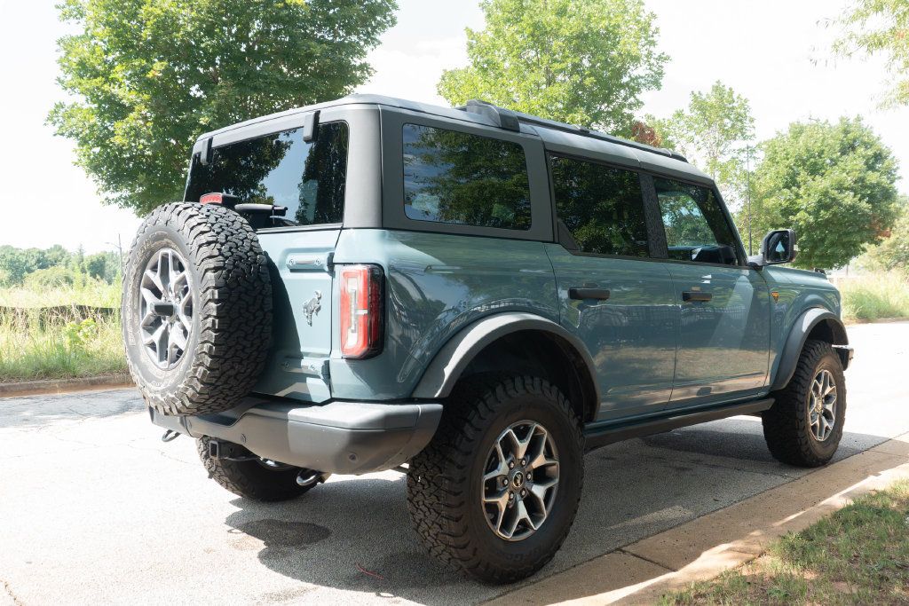 Used 2023 Ford Bronco Badlands AWD/4WD image 6
