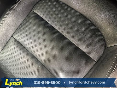 Used 2020 Ford Escape Titanium w/ Titanium Premium Package 2.0 AWD/4WD image 9
