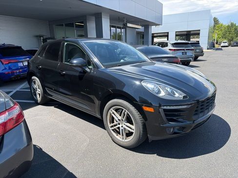 Used 2018 Porsche Macan S AWD/4WD image 2