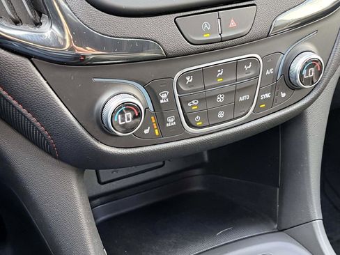 Certified 2023 Chevrolet Equinox RS w/ LPO, Floor Liner Package image 24