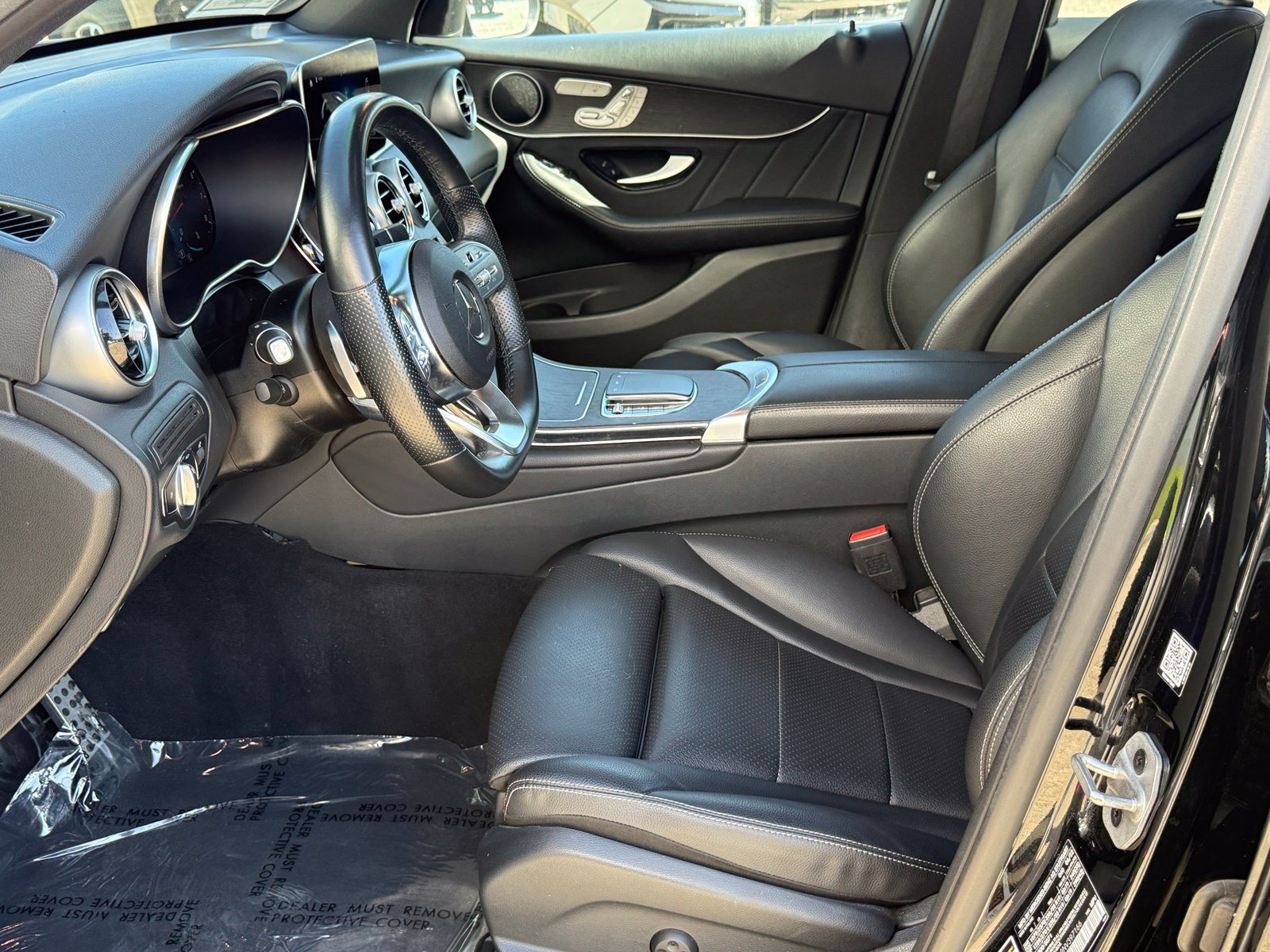Used 2022 Mercedes-Benz GLC 300 image 24