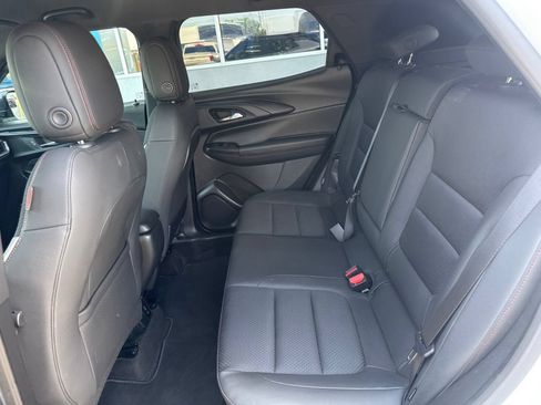 Used 2023 Chevrolet TrailBlazer RS w/ Convenience Package FWD image 16