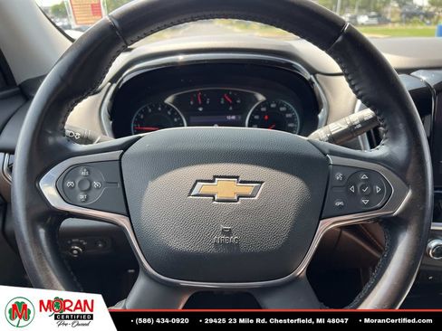 Used 2020 Chevrolet Traverse LT FWD image 18