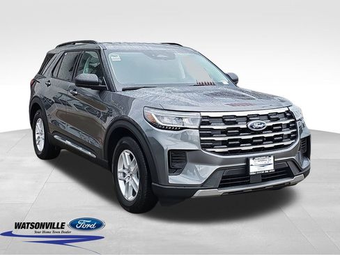 New 2025 Ford Explorer Active image 1