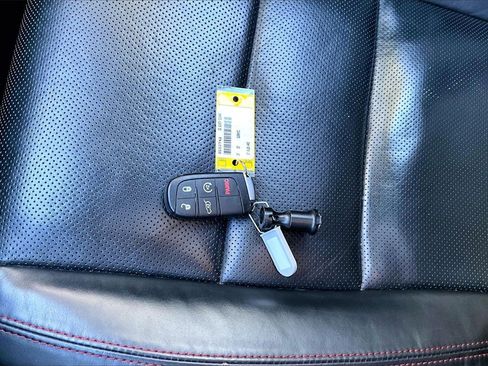 Certified 2024 Dodge Durango GT image 33