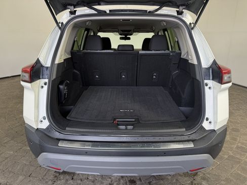 Used 2023 Nissan Rogue SV AWD/4WD image 7
