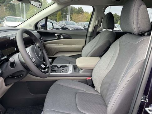 New 2026 Kia Carnival LX image 25