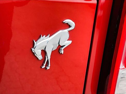 Certified 2023 Ford Bronco Black Diamond image 9