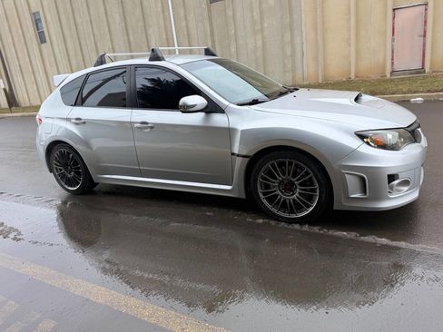 Used 2011 Subaru Impreza WRX STI image 5