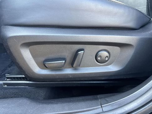 Used 2024 Mitsubishi Outlander SE image 23