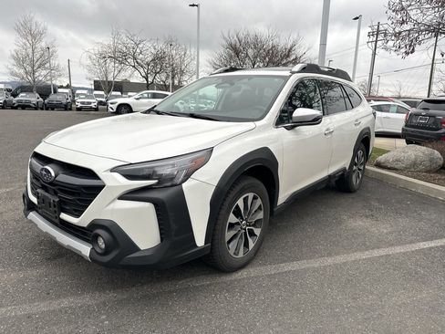 Used 2023 Subaru Outback Touring XT image 5