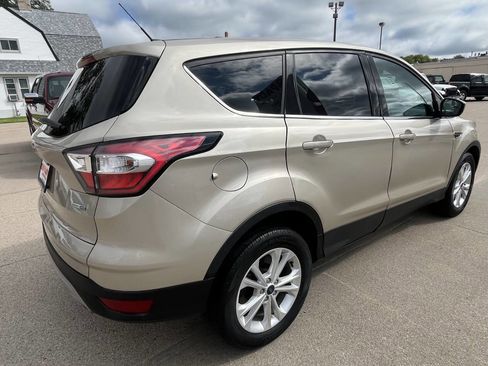 Used 2017 Ford Escape SE w/ SE Cold Weather Package image 7