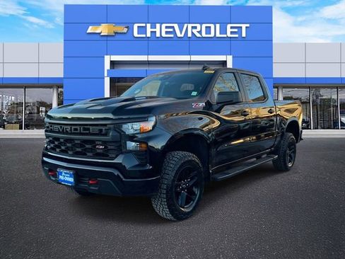 Certified 2025 Chevrolet Silverado 1500 Custom Trail Boss AWD/4WD image 4