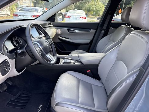 Used 2025 INFINITI QX50 Luxe image 9