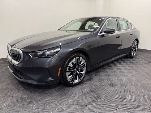 Used 2024 BMW 530i xDrive w/ Premium Package AWD/4WD image 1