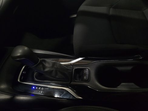 Used 2022 Toyota Corolla SE image 26