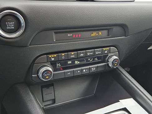 New 2025 MAZDA CX-5 AWD 2.5 S w/ Preferred Package image 14