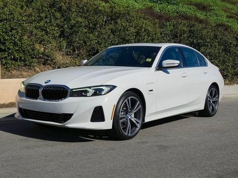 Used 2023 BMW 330e w/ Driving Assistance Package image 2