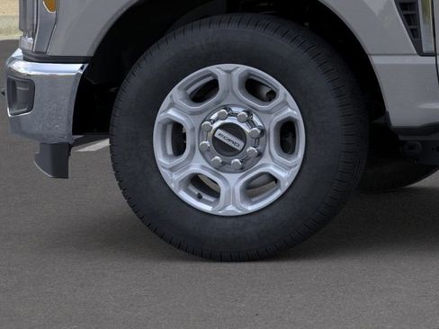 New 2026 Ford F350 XLT w/ 360-Degree Camera Package image 41