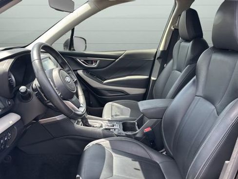 Used 2023 Subaru Forester Limited AWD/4WD image 19