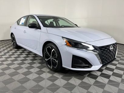 Used 2024 Nissan Altima 2.5 SR