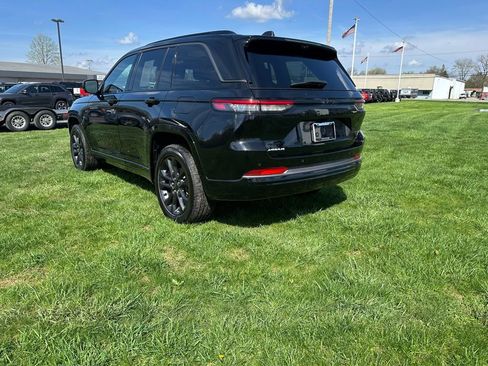 Used 2026 Jeep Grand Cherokee Limited AWD/4WD image 5